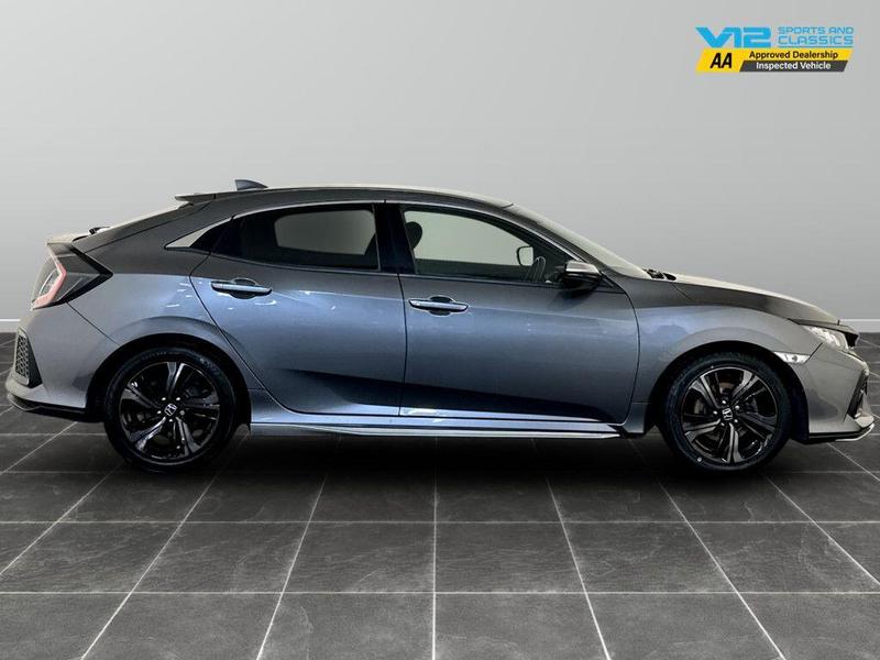 Used Honda Civic 2019 for sale - 76722911: Photo 11