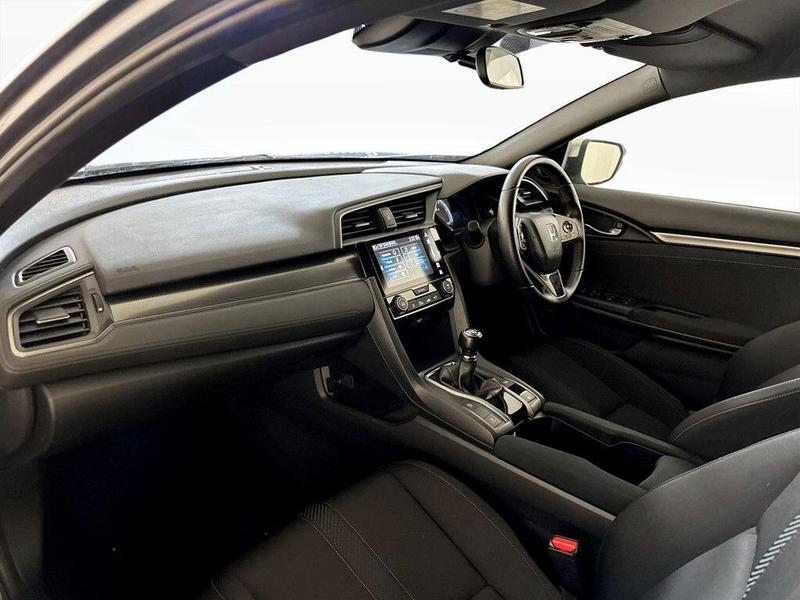 Used Honda Civic 2019 for sale - 76722911: Photo 12