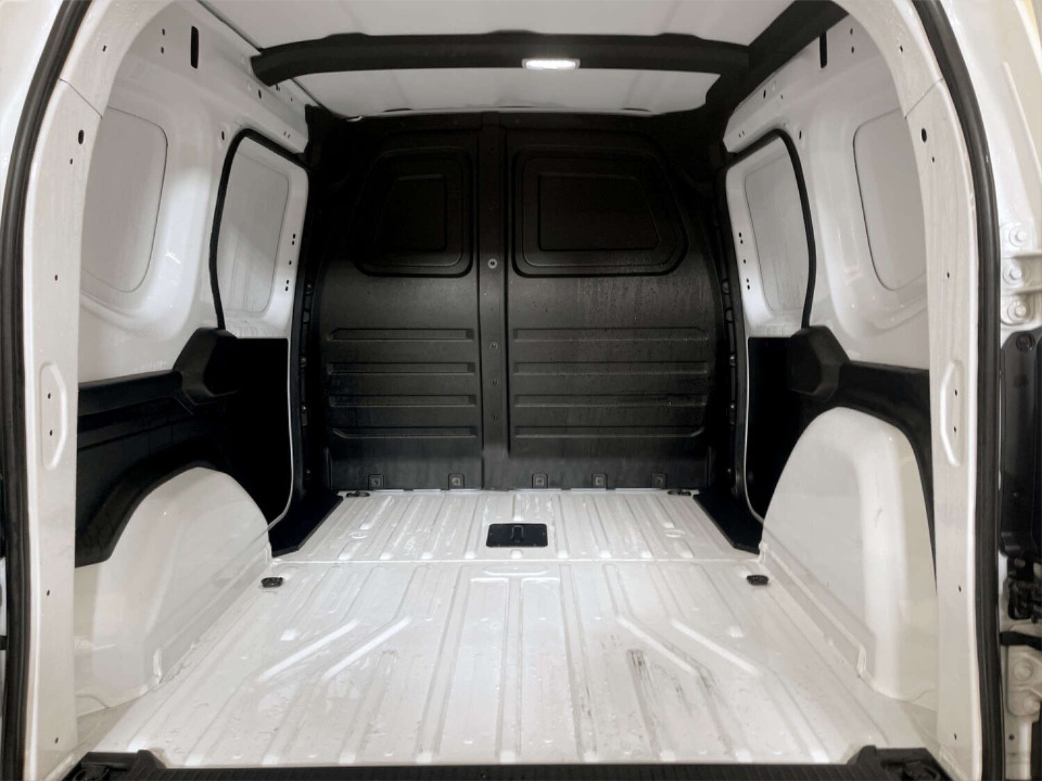 Used Nissan Other 2023 for sale - 77469979: Photo 15