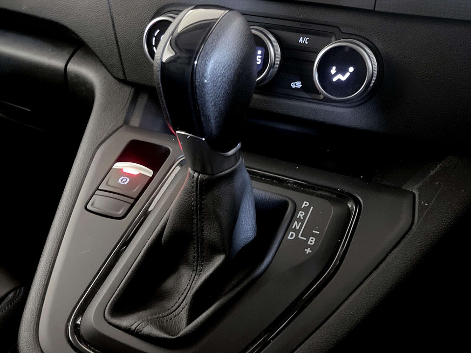 Used Nissan Other 2023 for sale - 77469979: Photo 26