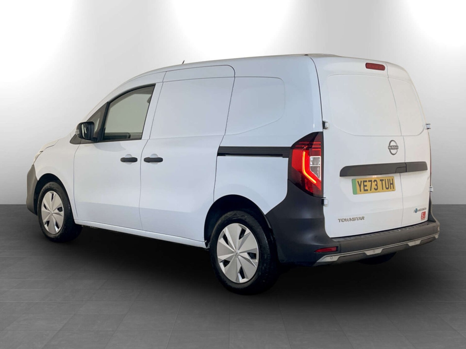 Used Nissan Other 2023 for sale - 77469979: Photo 8