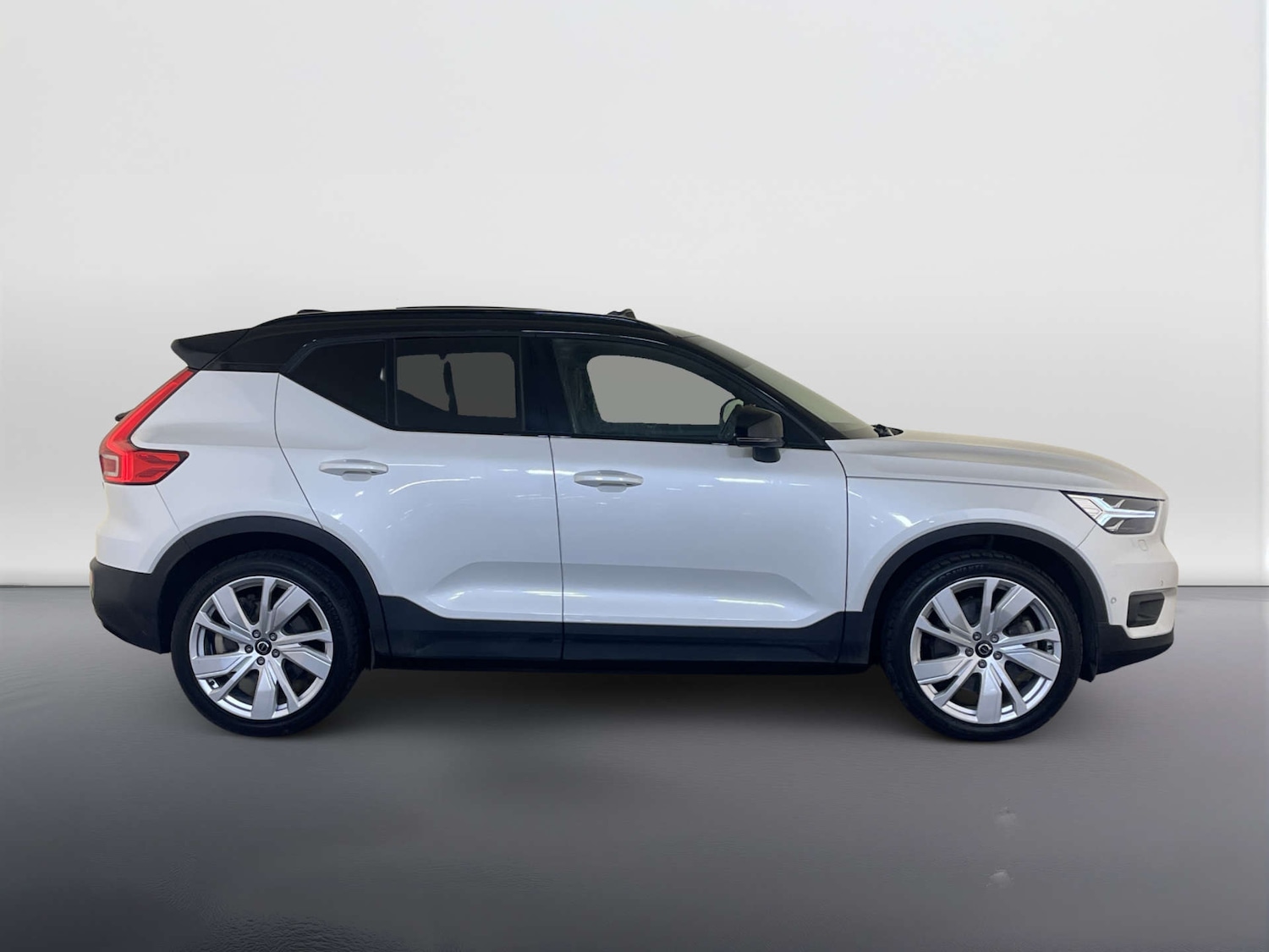 Used Volvo XC40 2022 for sale - 78003755: Photo 11