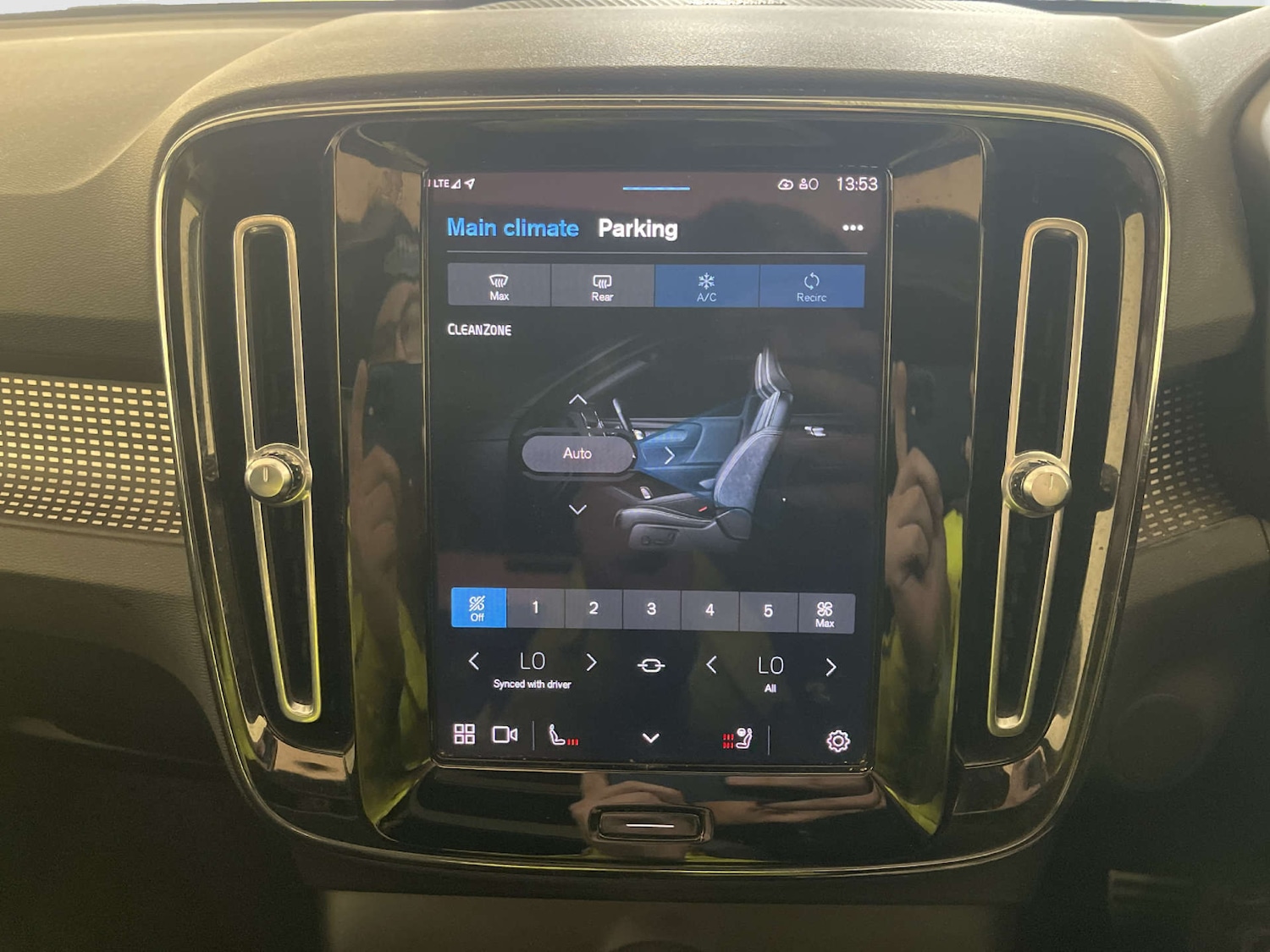 Used Volvo XC40 2022 for sale - 78003755: Photo 24