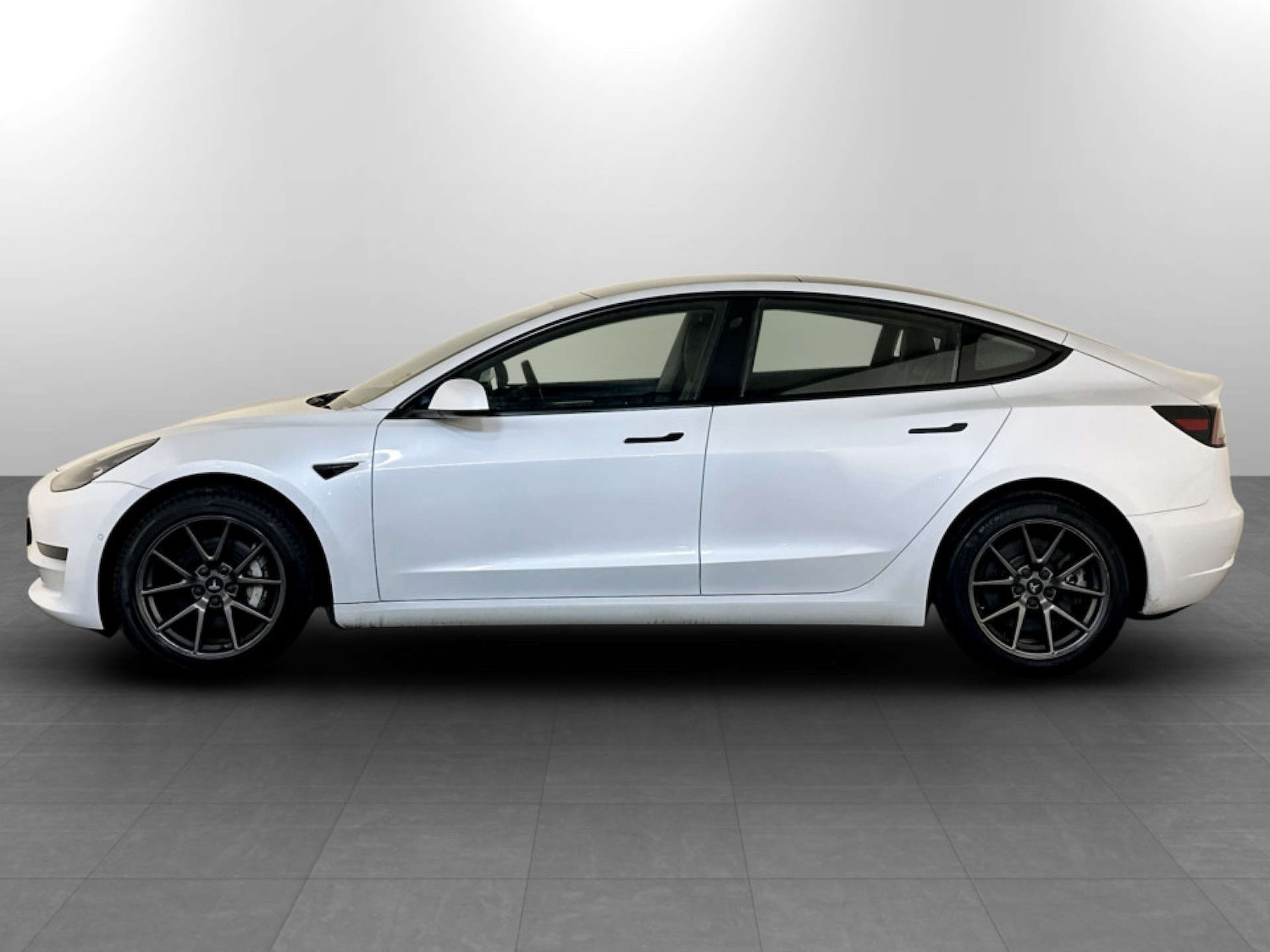 Used Tesla Model 3 2021 for sale - 77780902: Photo 7