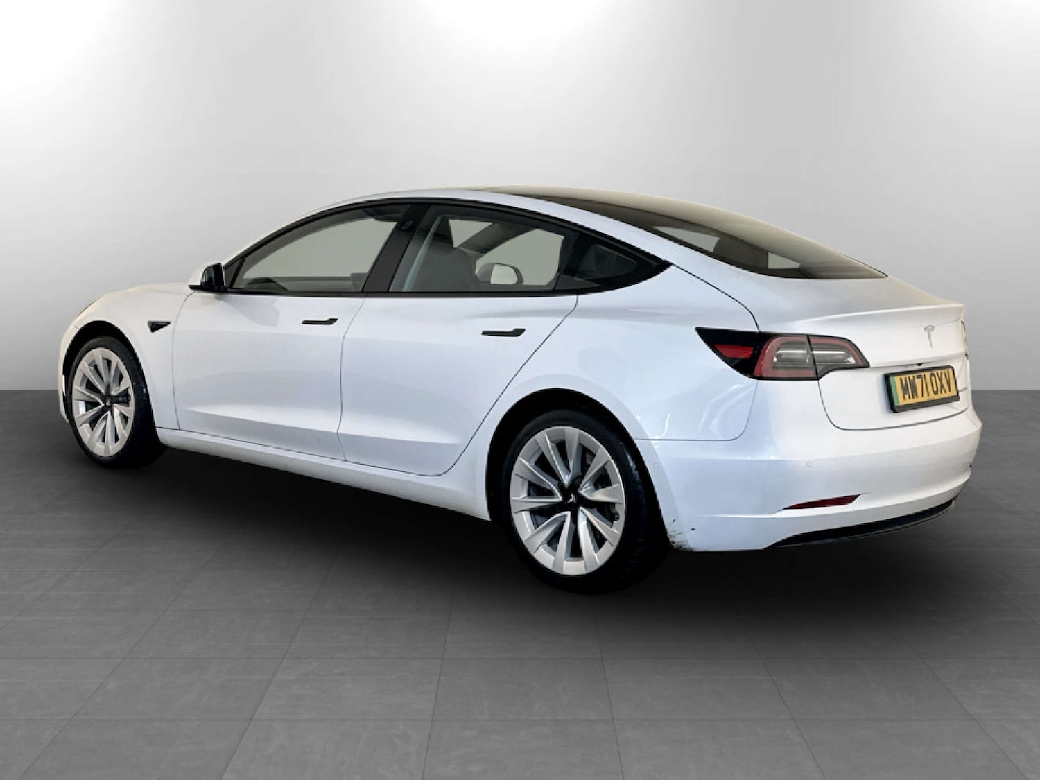 Used Tesla Model 3 2021 for sale - 77288523: Photo 6