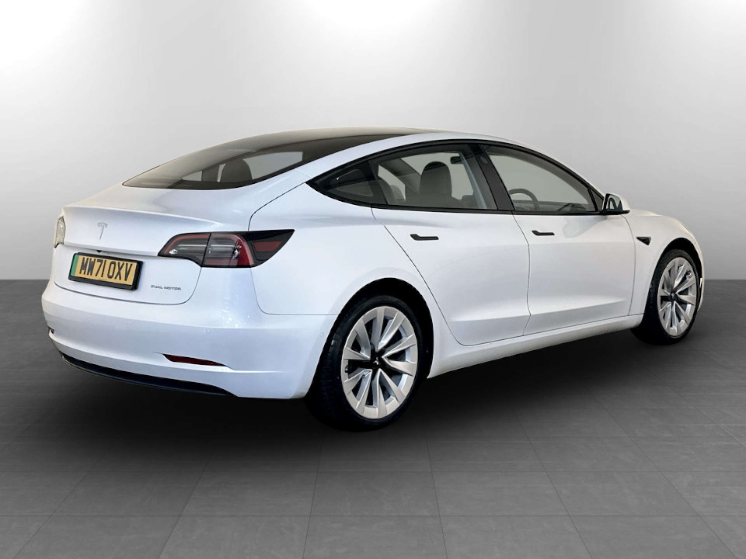 Used Tesla Model 3 2021 for sale - 77288523: Photo 8