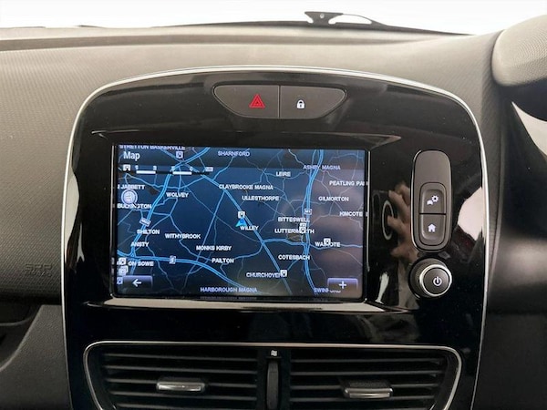 Used Renault Clio 2018 for sale - 75995393: Photo 21