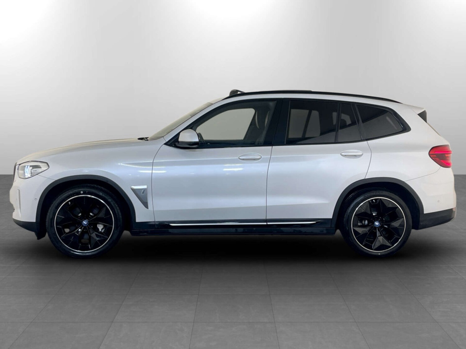 Used BMW iX3 2021 for sale - 77409021: Photo 8