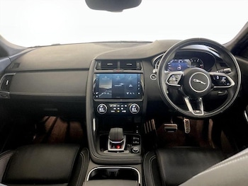 Used Jaguar E-Pace 2021 for sale - 76104807: Photo 3
