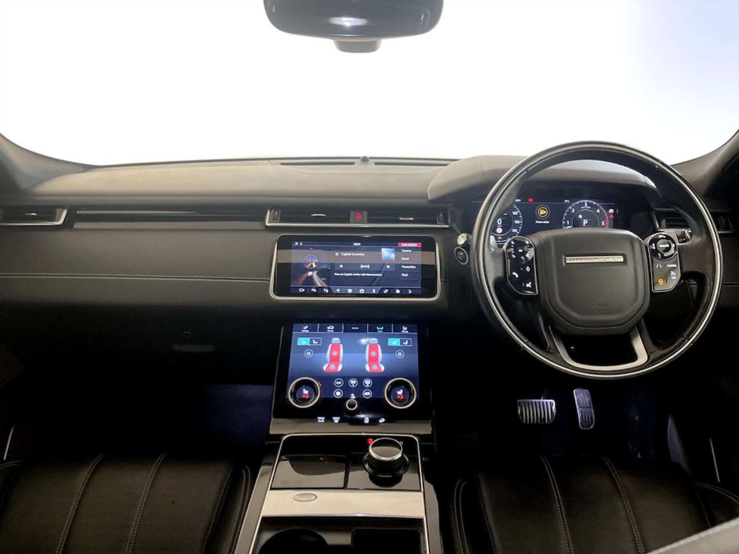 Used Land Rover Range Rover Velar 2018 for sale - 77766928: Photo 3
