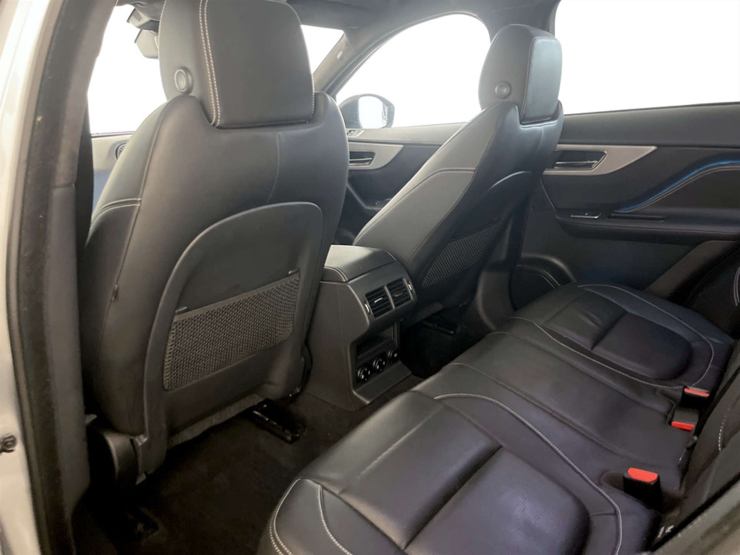 Used Jaguar F-Pace 2019 for sale - 77185352: Photo 14