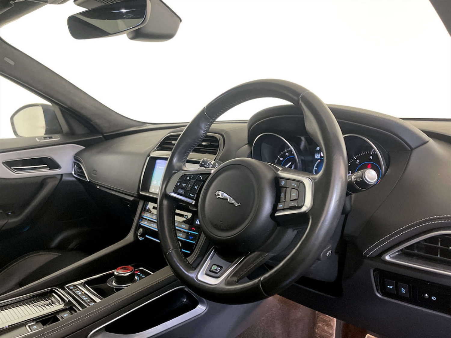 Used Jaguar F-Pace 2019 for sale - 77185352: Photo 16