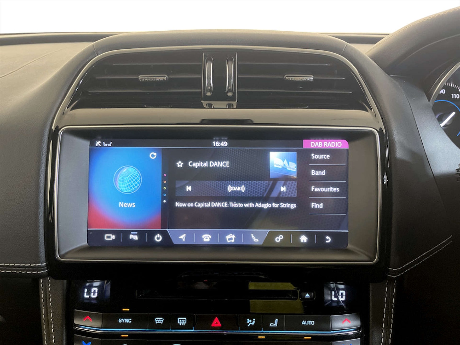 Used Jaguar F-Pace 2019 for sale - 77185352: Photo 26