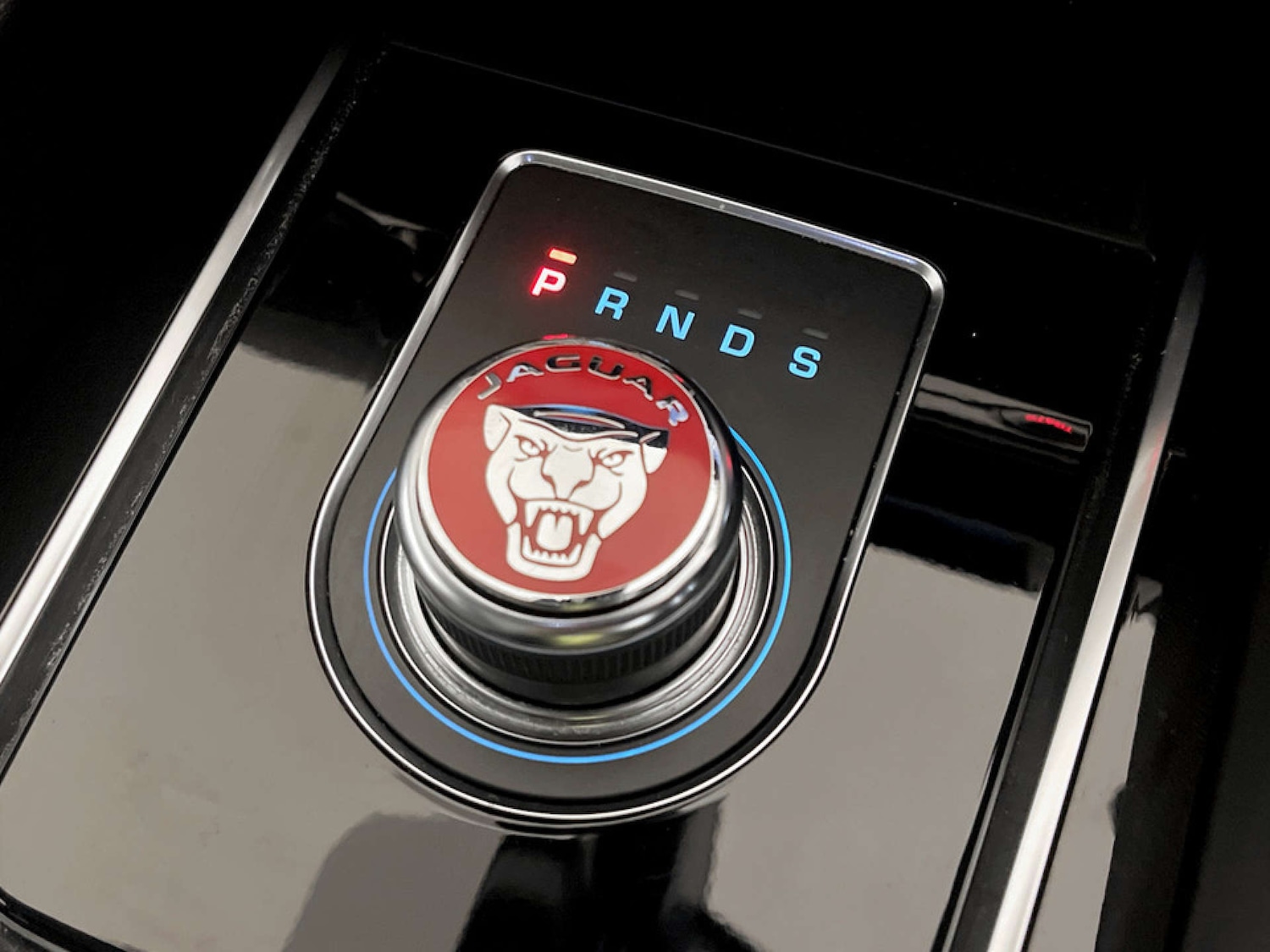 Used Jaguar F-Pace 2019 for sale - 77185352: Photo 28