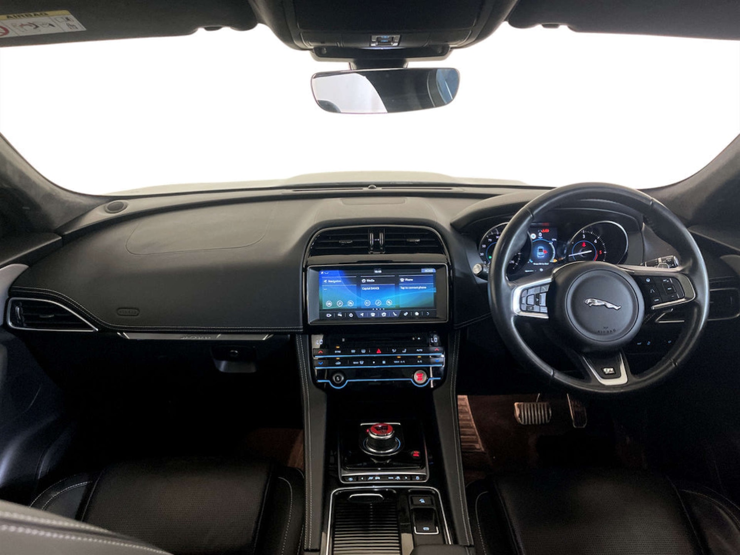 Used Jaguar F-Pace 2019 for sale - 77185352: Photo 3