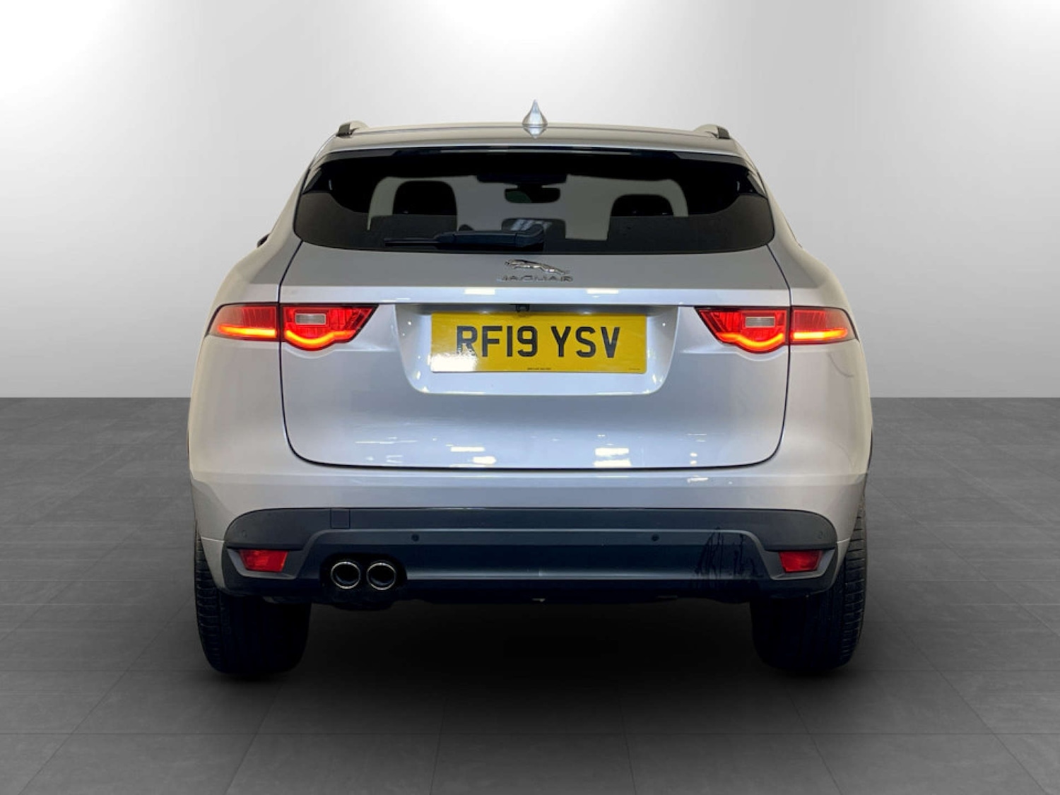 Used Jaguar F-Pace 2019 for sale - 77185352: Photo 9