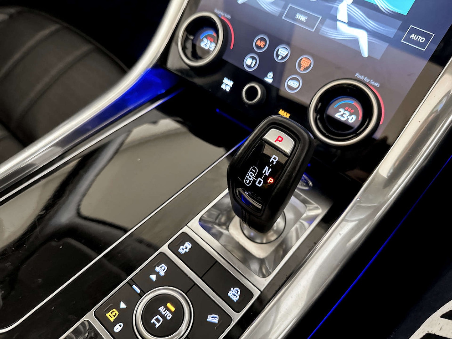 Used Land Rover Range Rover Sport 2019 for sale - 77249307: Photo 26