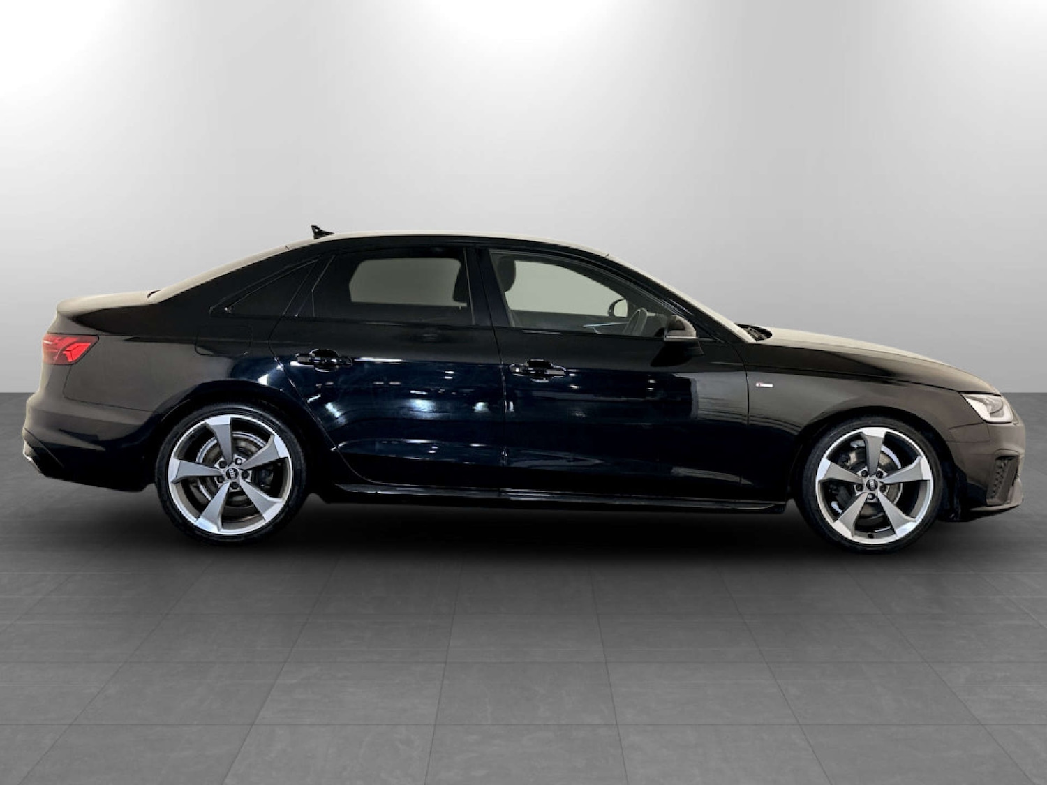 Used Audi A4 2021 for sale - 77249223: Photo 11