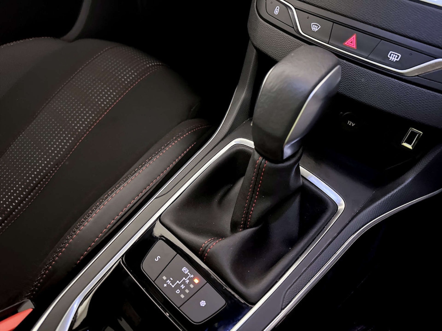 Used Peugeot 308 2018 for sale - 77380658: Photo 25