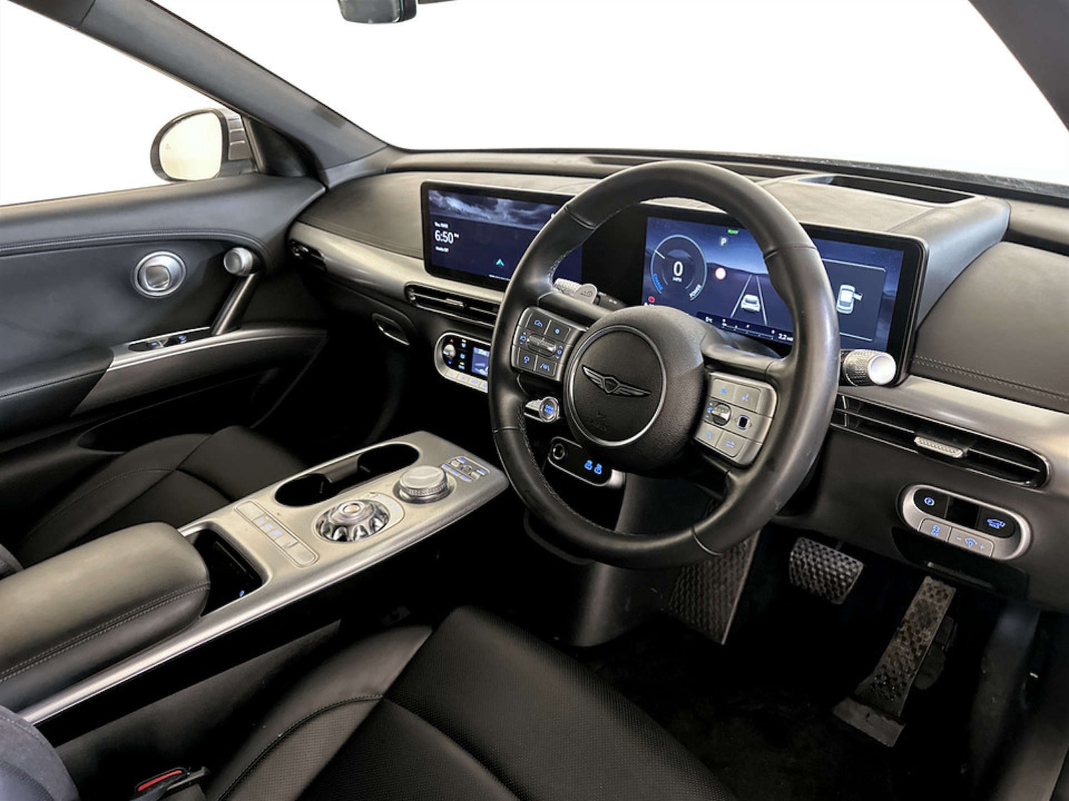 Used Genesis GV60 2023 for sale - 77617088: Photo 16