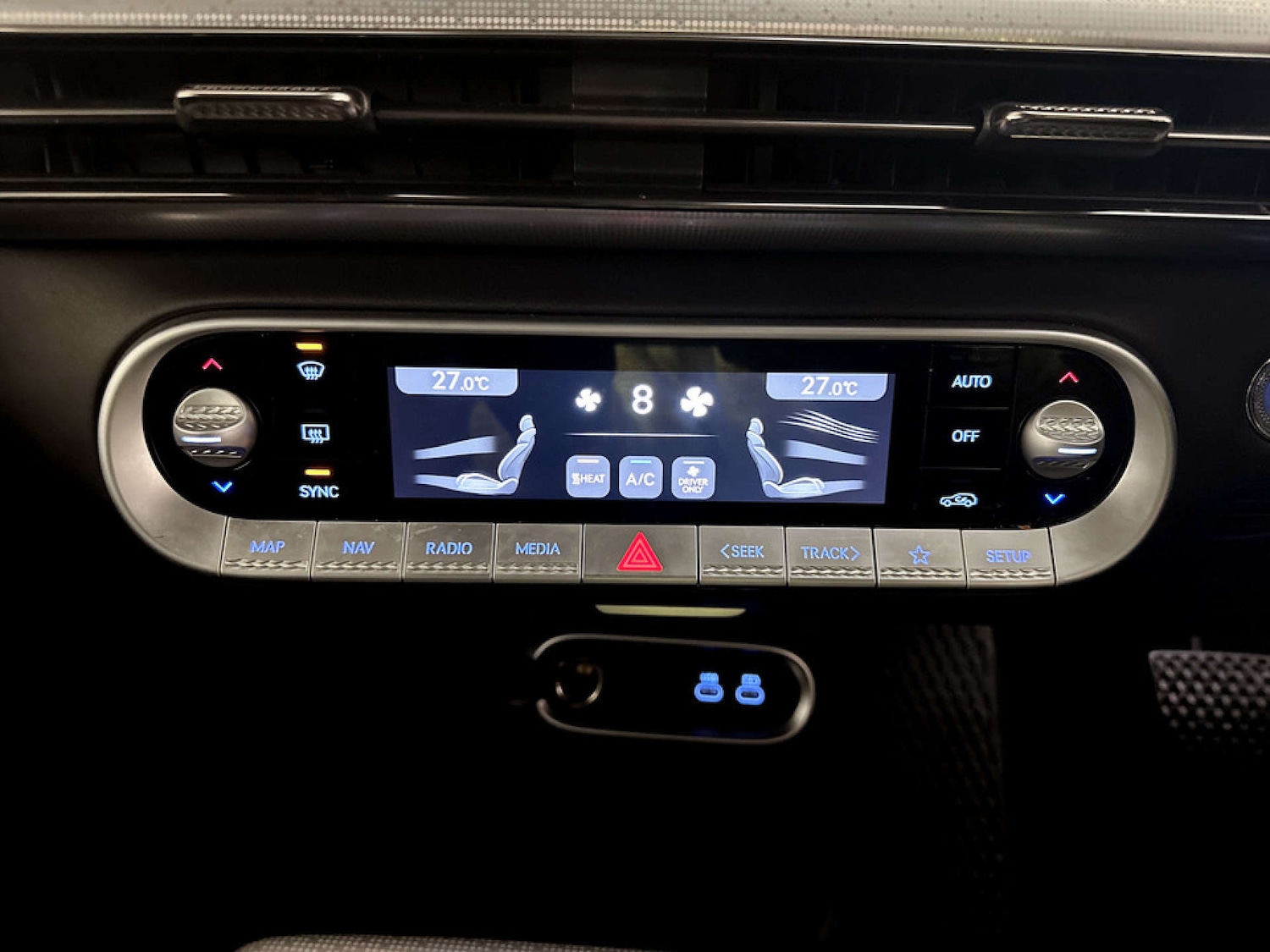 Used Genesis GV60 2023 for sale - 77617088: Photo 26