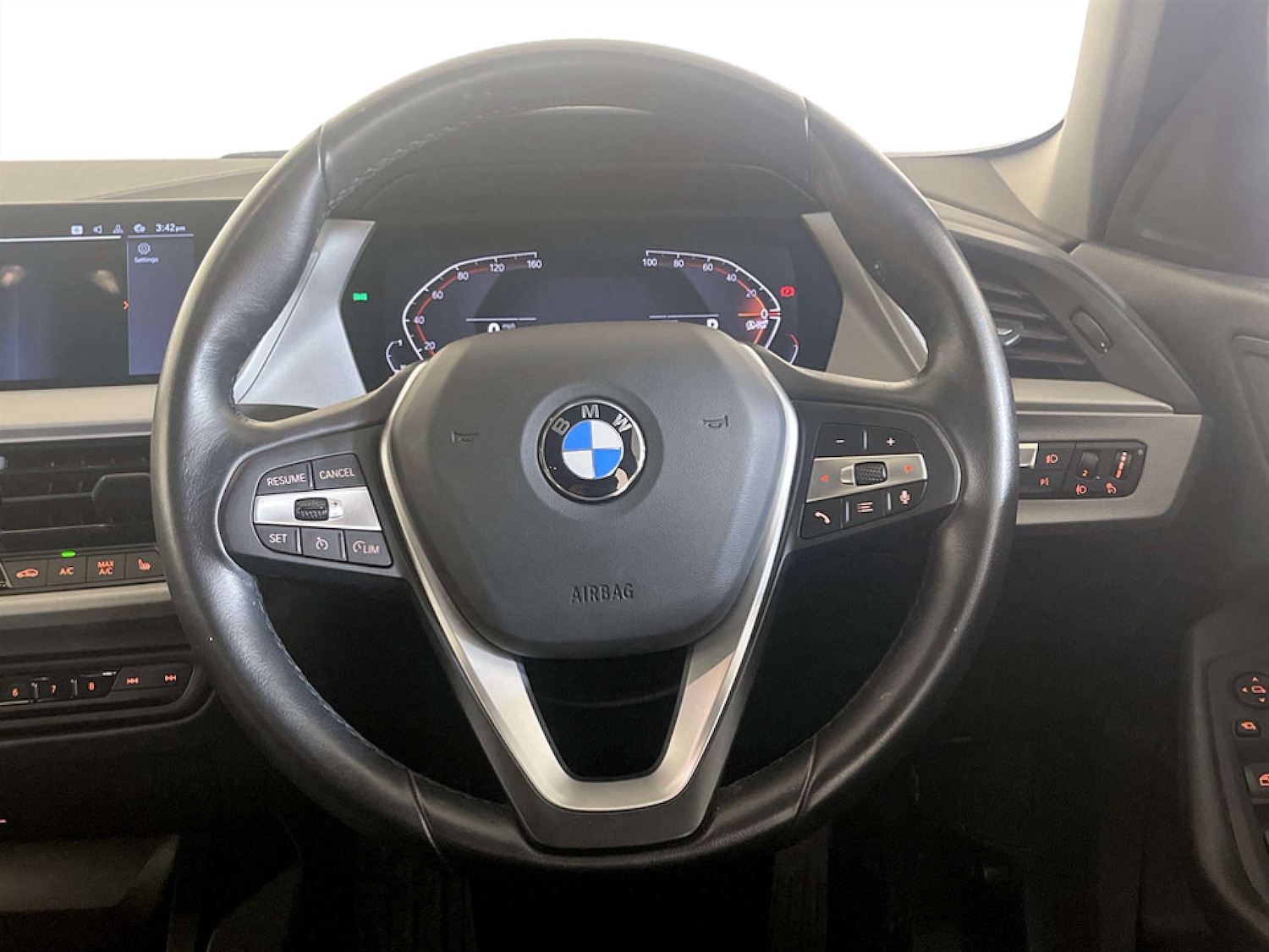 Used BMW 1 Series 2024 for sale - 77693729: Photo 16