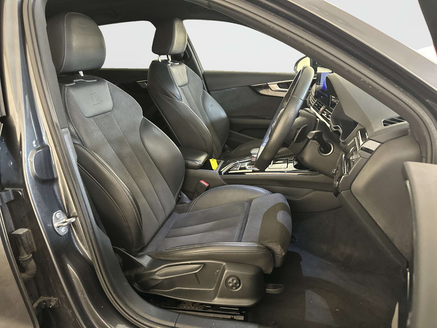 Used Audi A4 2020 for sale - 78083429: Photo 13