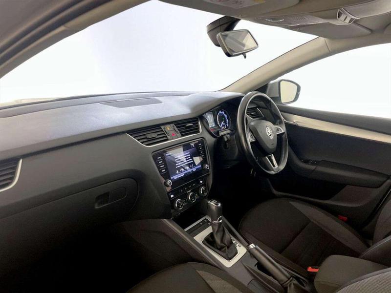 Used Skoda Octavia 2017 for sale - 76854820: Photo 12