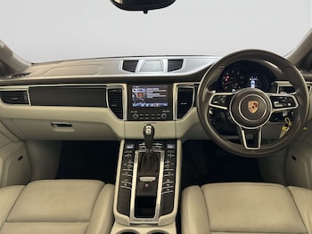 Used Porsche Macan 2018 for sale - 78767286: Photo