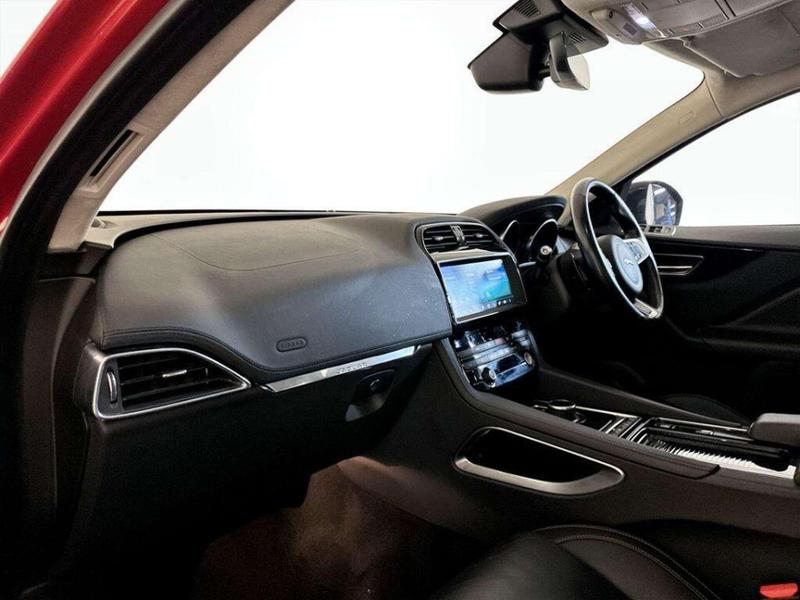 Used Jaguar F-Pace 2020 for sale - 76931365: Photo 12