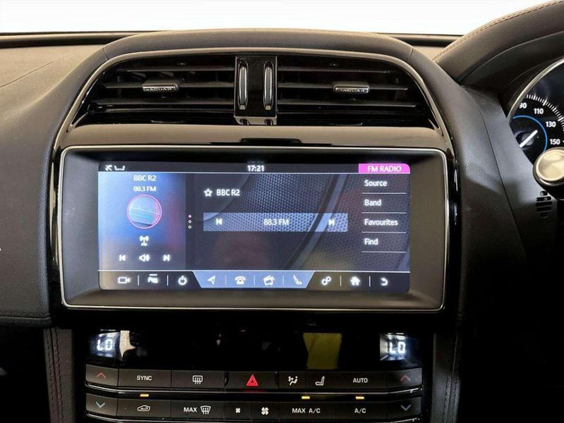 Used Jaguar F-Pace 2020 for sale - 76931365: Photo 25