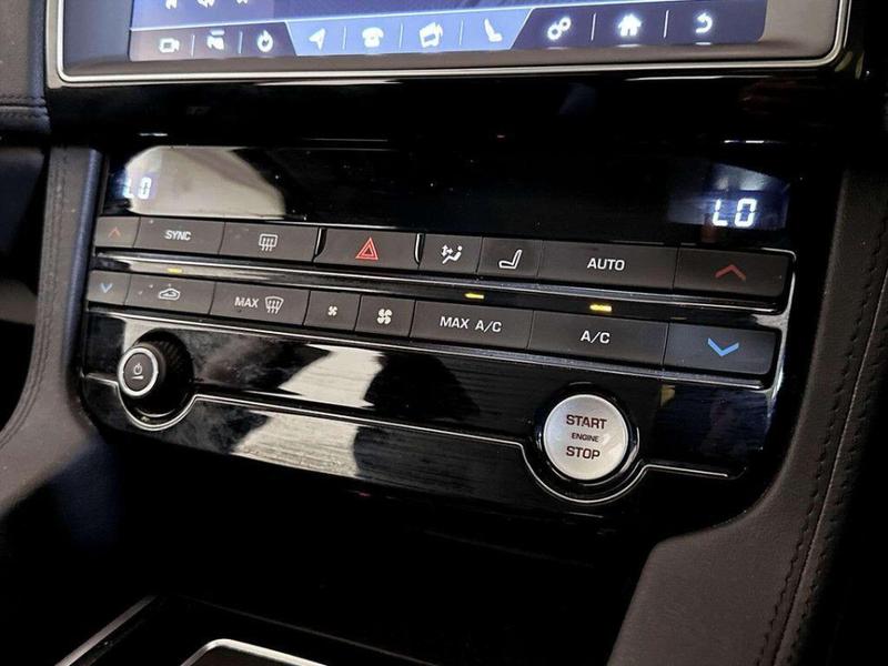 Used Jaguar F-Pace 2020 for sale - 76931365: Photo 26