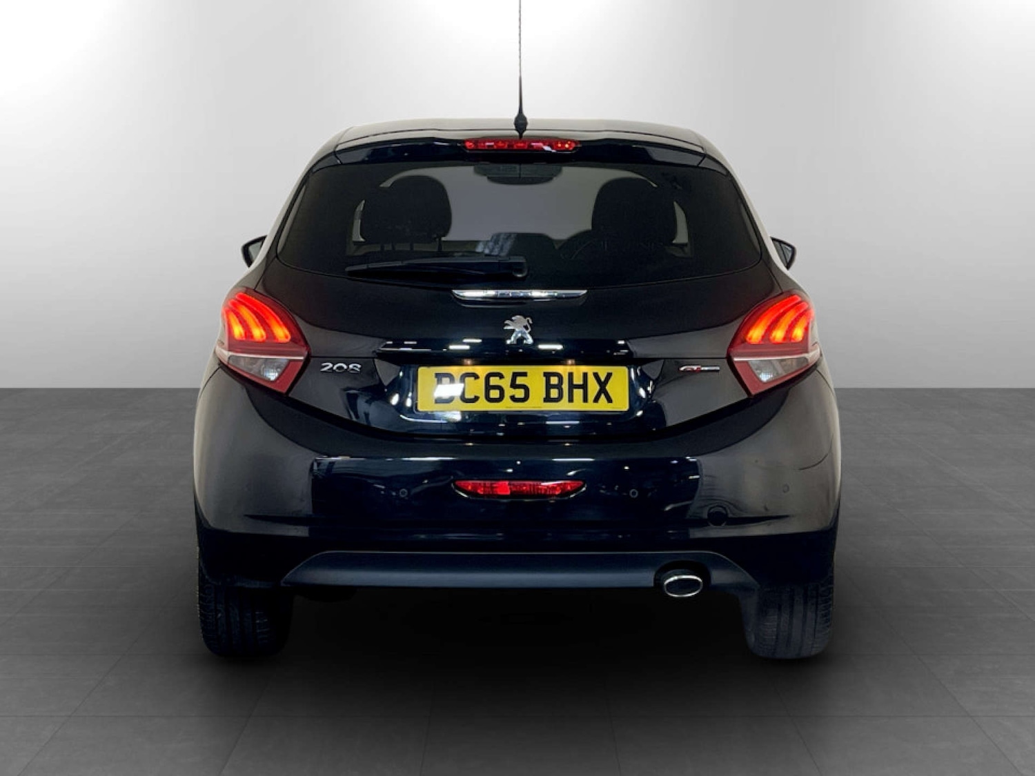 Used Peugeot 208 2015 for sale - 77494154: Photo 9