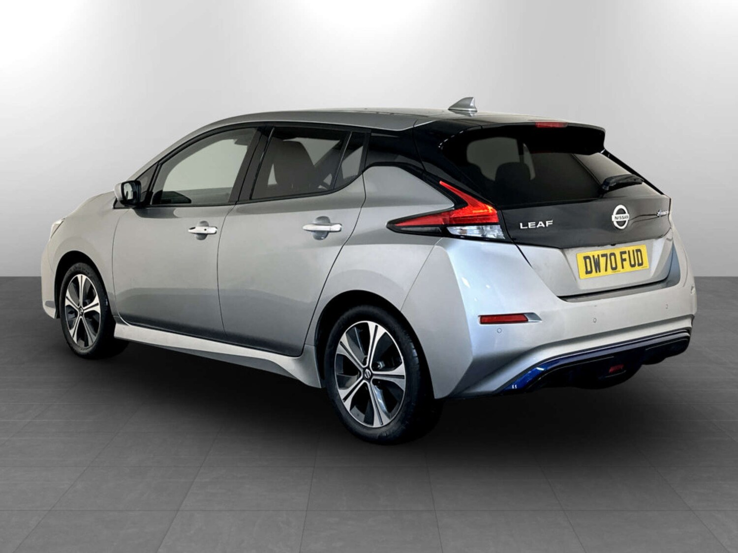 Used Nissan Leaf 2021 for sale - 77690697: Photo 8