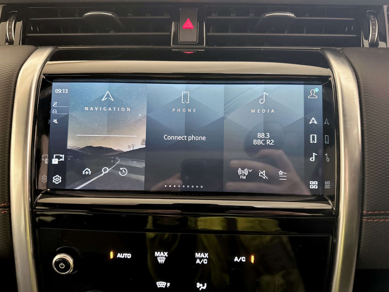 Used Land Rover Discovery Sport 2022 for sale - 77618852: Photo 23