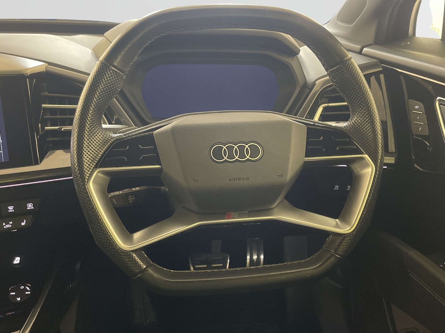 Used Audi Q4 e-tron 2021 for sale - 77905871: Photo 16