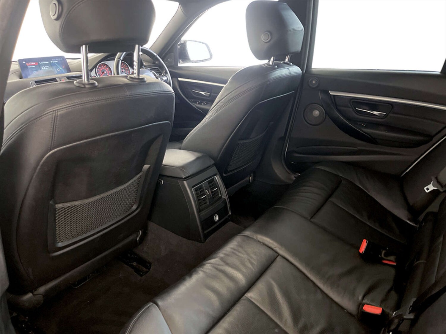 Used BMW 3 Series 2018 for sale - 77644022: Photo 14