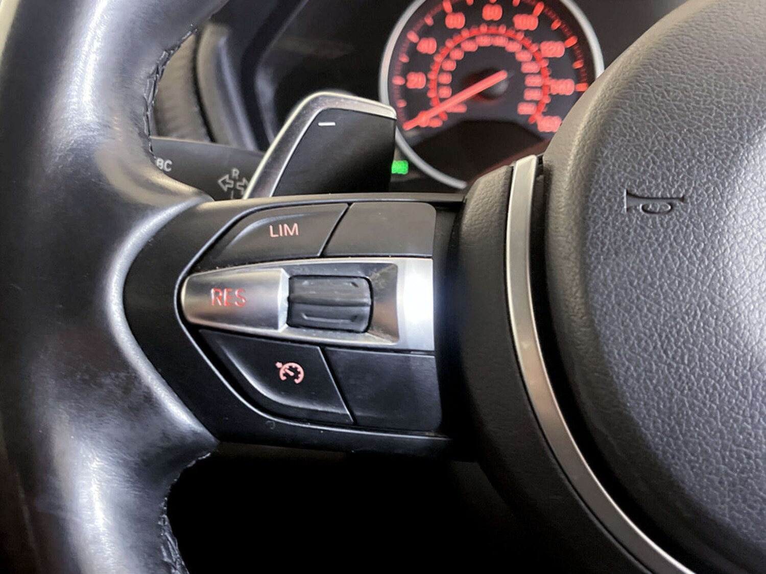 Used BMW 3 Series 2018 for sale - 77644022: Photo 18