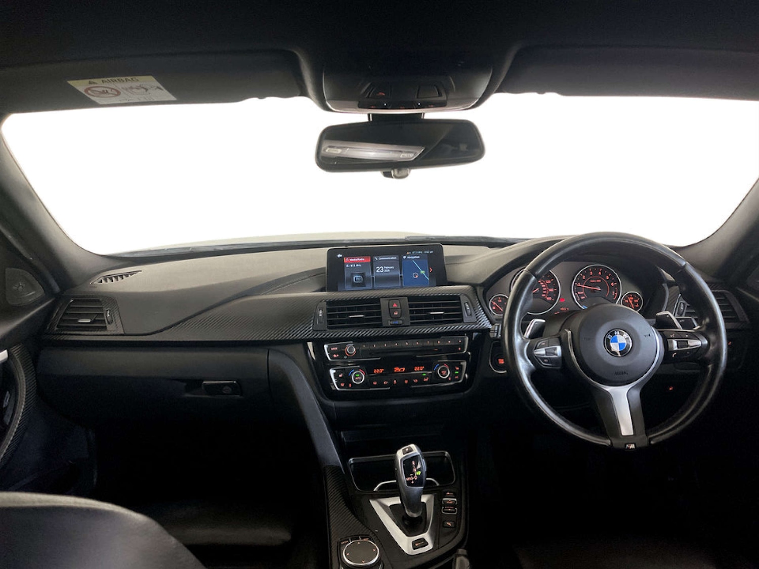 Used BMW 3 Series 2018 for sale - 77644022: Photo 3