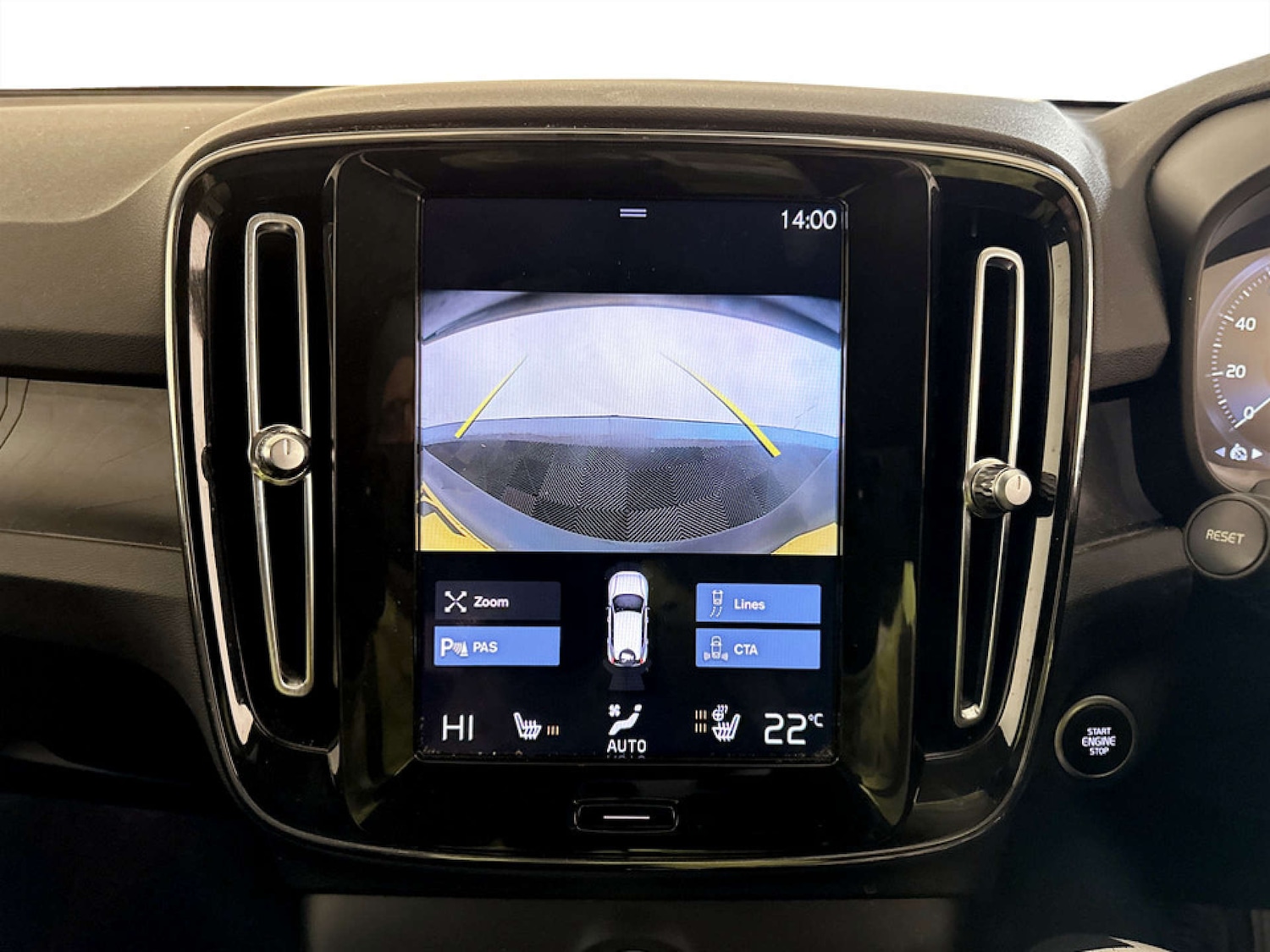 Used Volvo XC40 2022 for sale - 77227808: Photo 20