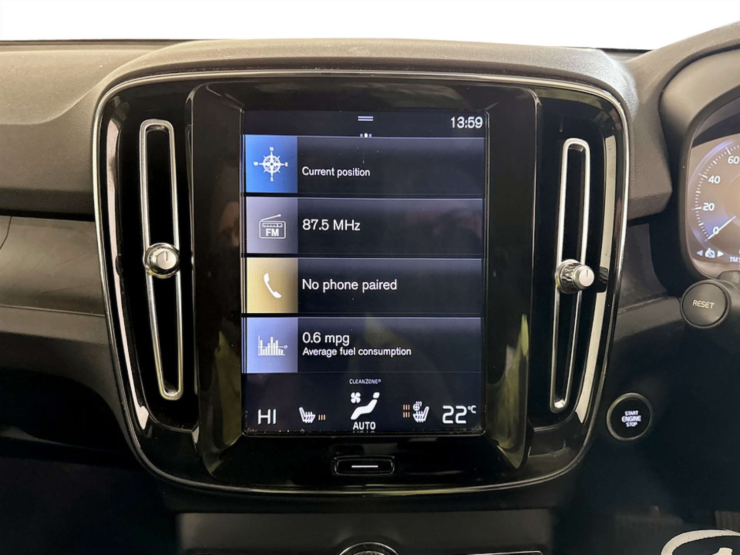 Used Volvo XC40 2022 for sale - 77227808: Photo 23