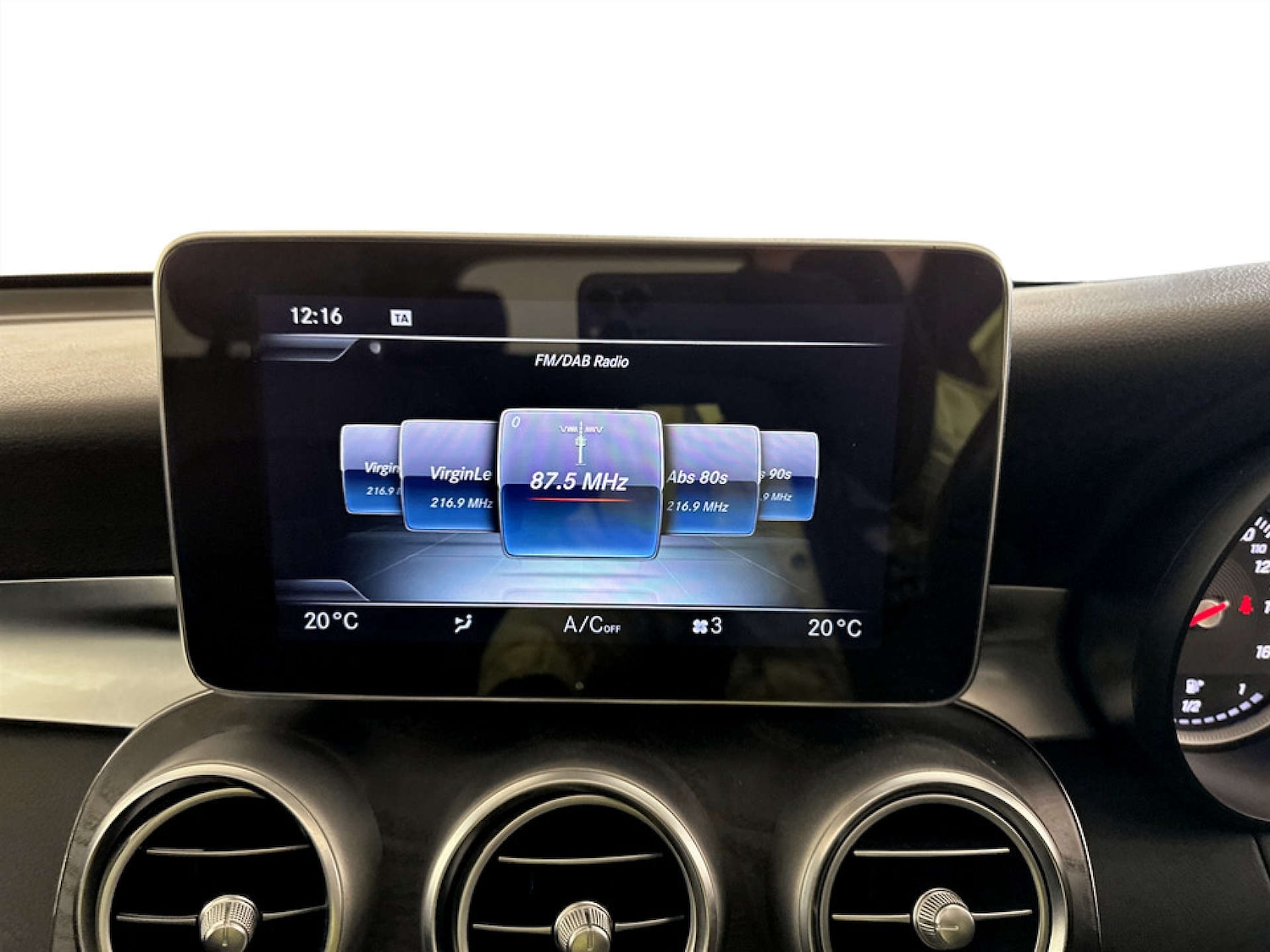 Used Mercedes-Benz GLC 2017 for sale - 77185153: Photo 23