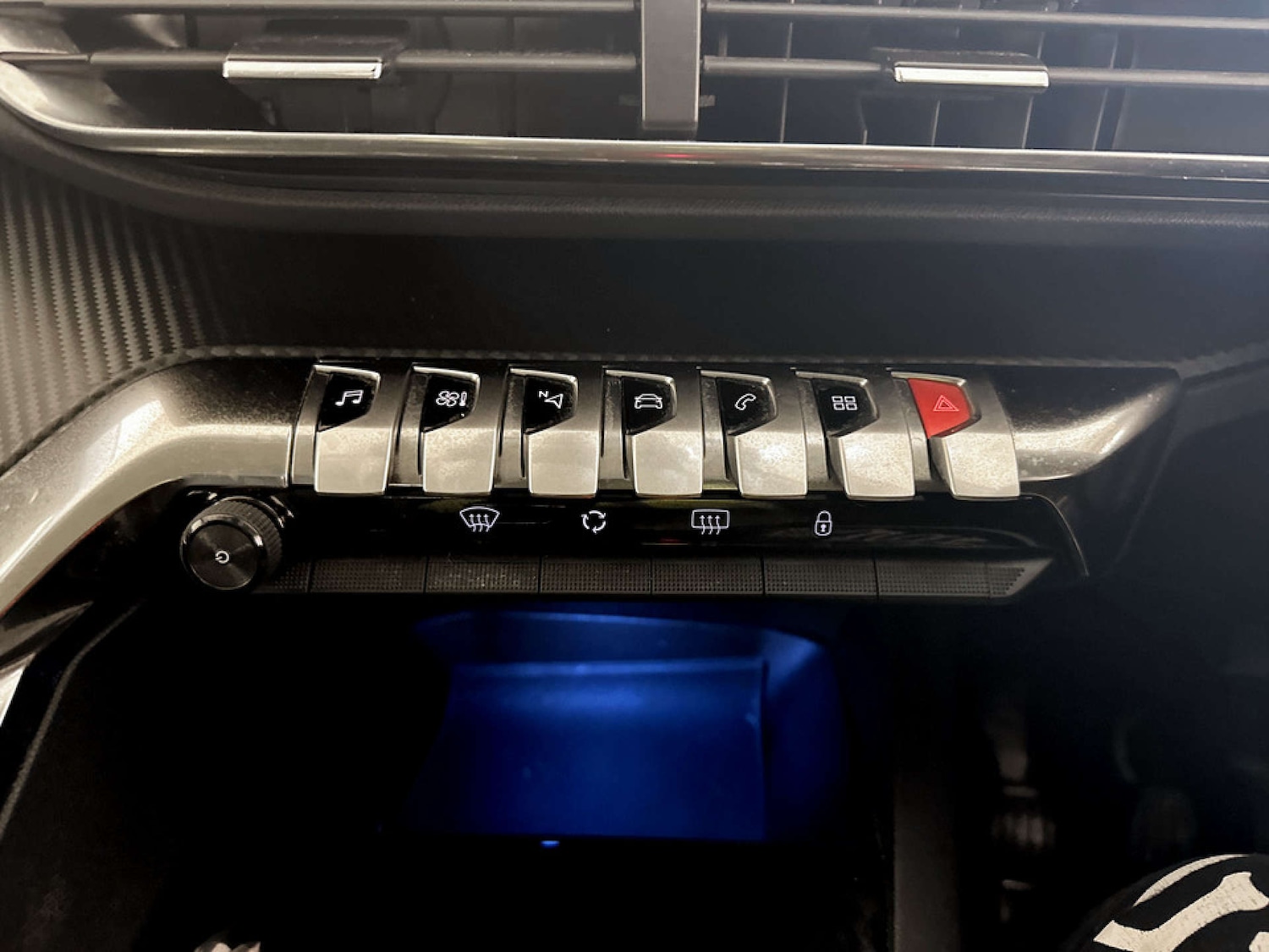 Used Peugeot 5008 2021 for sale - 77264710: Photo 24