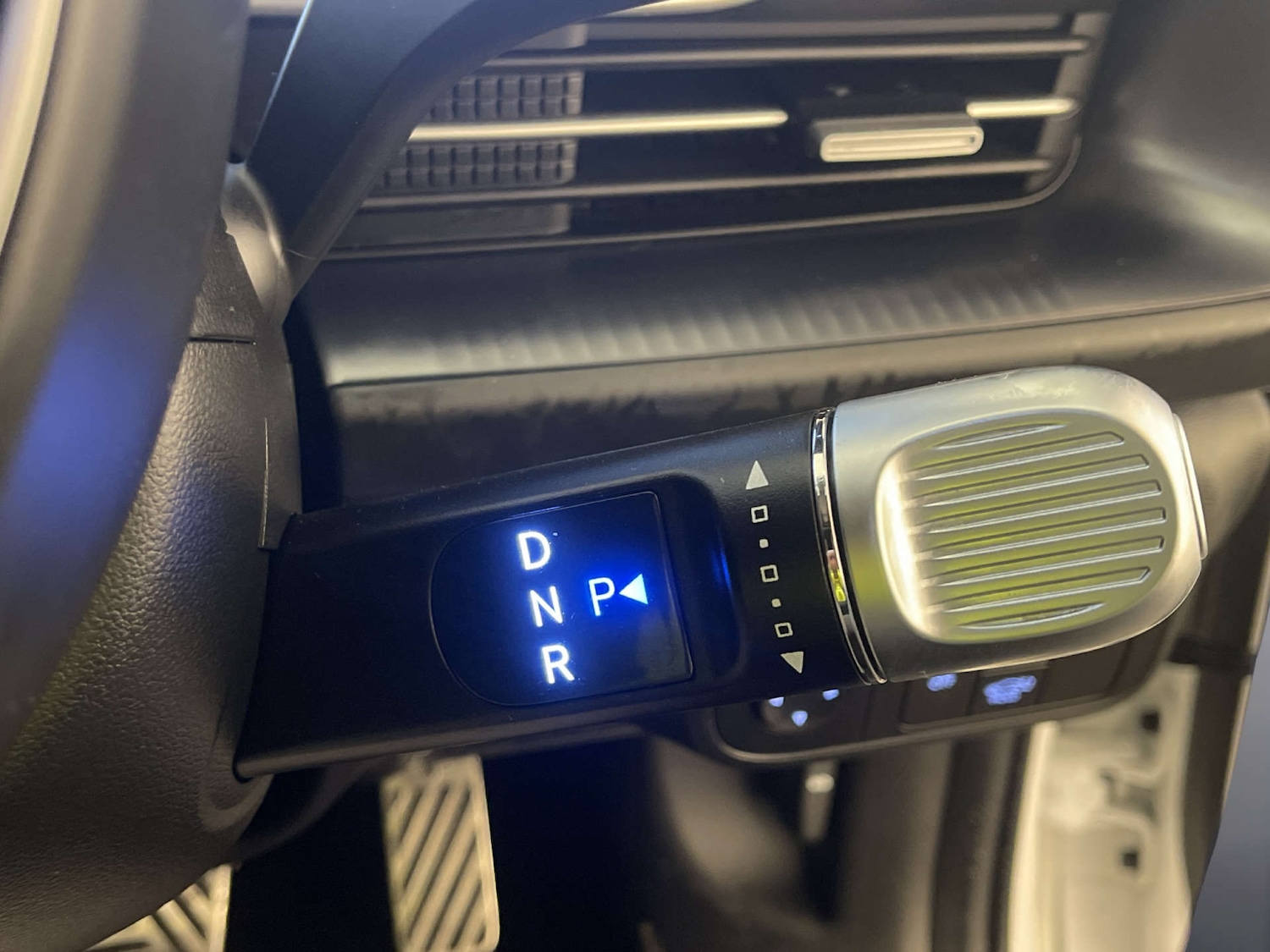 Used Hyundai IONIQ 6 2024 for sale - 78016505: Photo 25