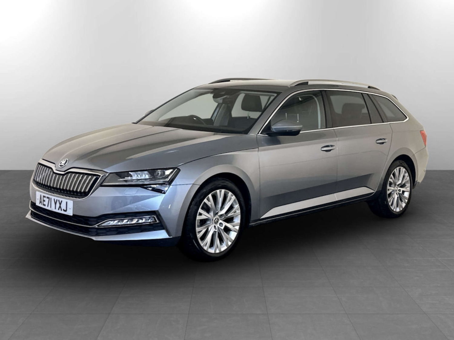 Used Skoda Superb 2021 for sale - 77328636: Photo 6