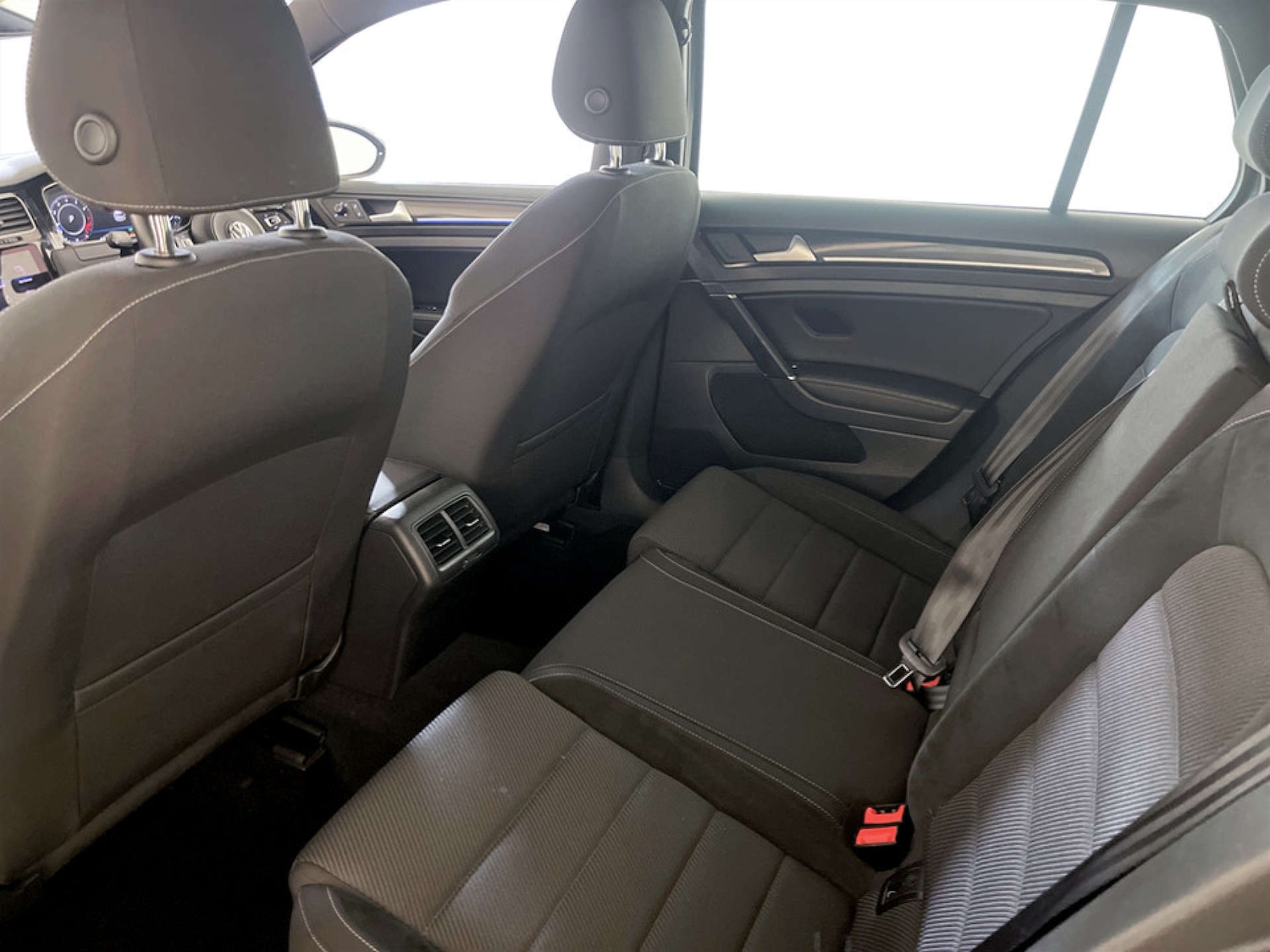 Used Volkswagen Golf 2019 for sale - 77249276: Photo 14