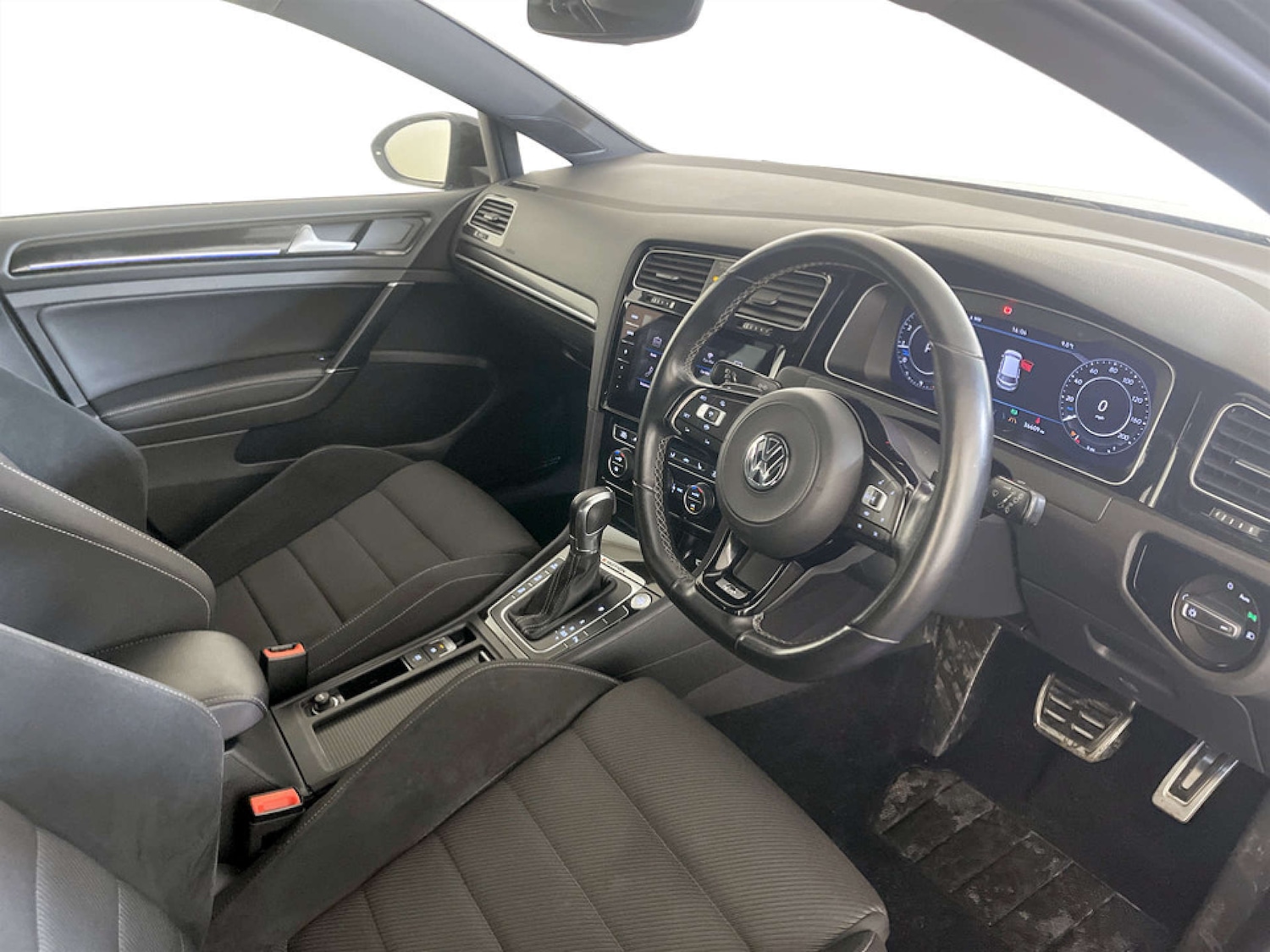 Used Volkswagen Golf 2019 for sale - 77249276: Photo 15