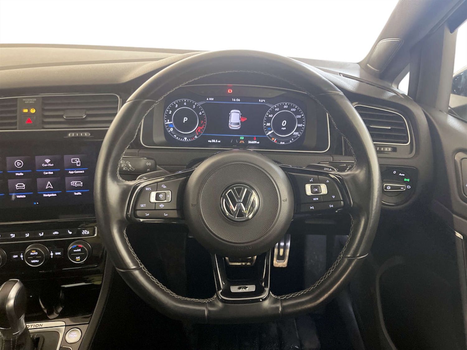 Used Volkswagen Golf 2019 for sale - 77249276: Photo 16