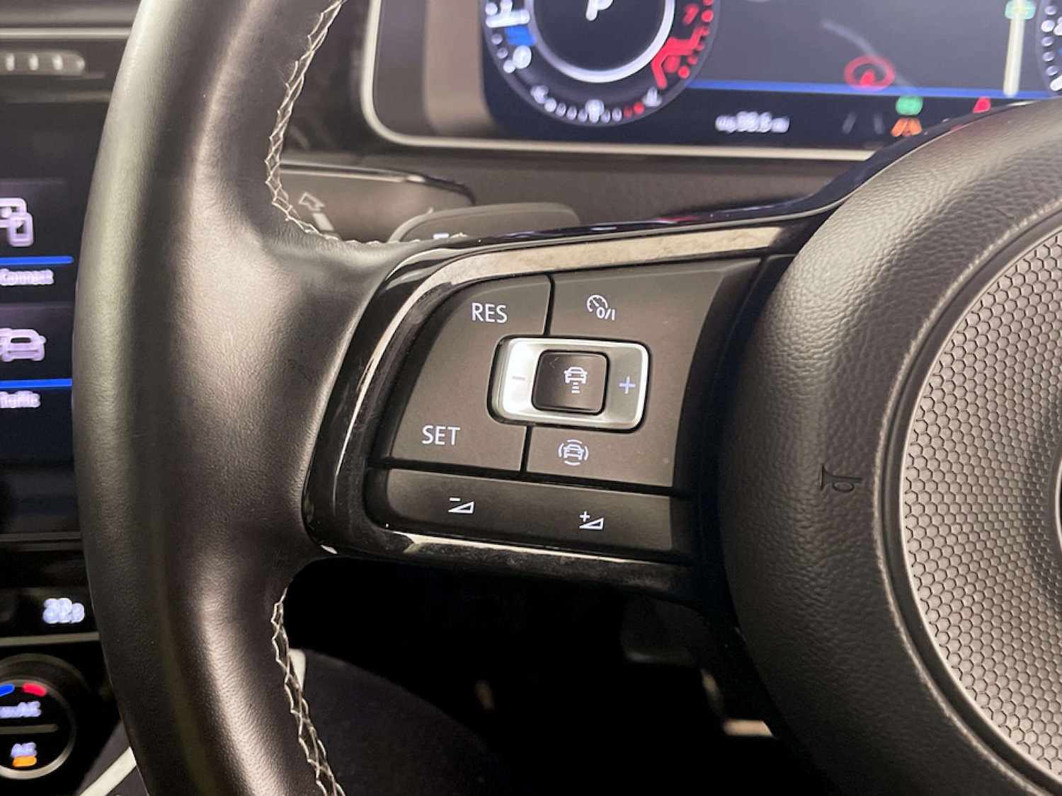 Used Volkswagen Golf 2019 for sale - 77249276: Photo 17