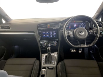 Used Volkswagen Golf 2019 for sale - 77249276: Photo